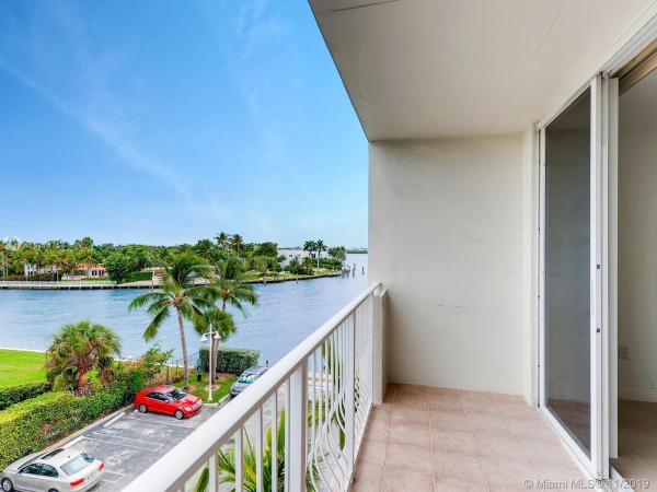 Island Pointe, 10350 W Bay Harbor Dr #4P, Bay Harbor Islands, Florida 33154, image 2