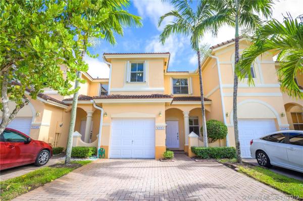 Kendall Breeze, 12353 SW 124th Path, Three Lakes, Florida 33186, image 2