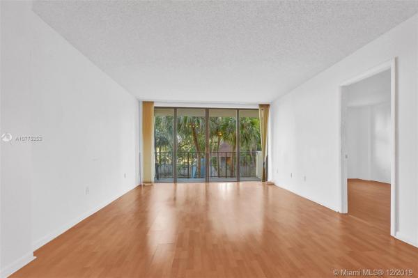 Greenwich, 1470 NE 123rd St #A211, North Miami, Florida 33161, image 2