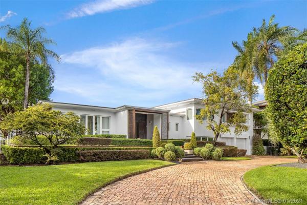 Bay Harbor Islands Residential, 10140 W Broadview Dr, Bay Harbor Islands, Florida 33154, image 2