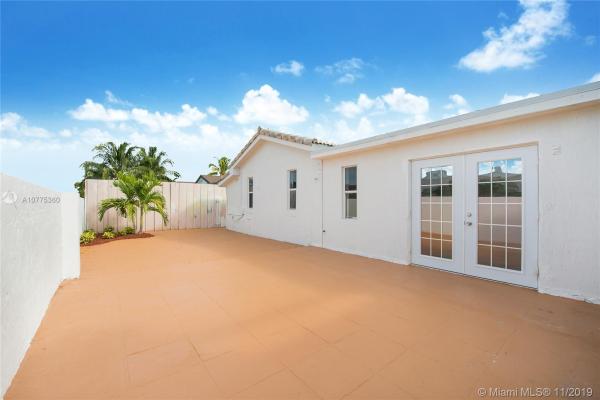 1730 SW 138th Ct, Unincorporated Dade County, Florida 33175, image 2