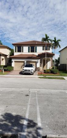 The Tides At Isles Of Bayshore, 9023 SW 227th Ter, Cutler Bay, Florida 33190, image 2