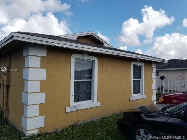 Golden Gardens, 3307 NW 193rd St, Miami Gardens, Florida 33056, image 2