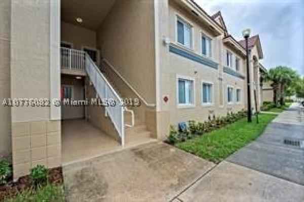Belvedere Isles, 1055 Golden Lakes Blvd #221, West Palm Beach, Florida 33411, image 1