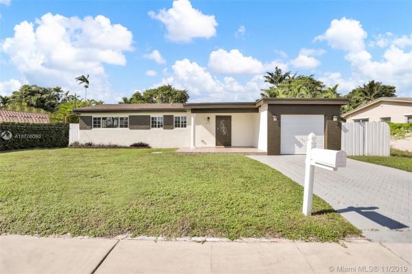 Sunswept Isle, 21130 NE 24th Ct, Ojus, Florida 33180, image 2