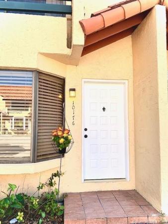 Dadeland Cove, 10176 SW 77th Ct, Kendall, Florida 33156, image 2