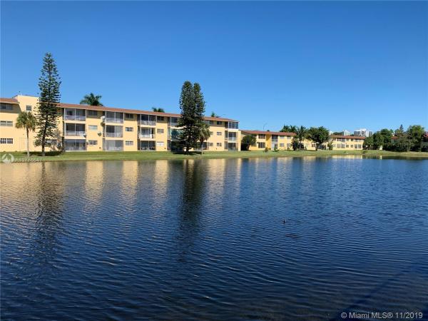 Biscayne Lake Gardens, 2940 NE 203rd St #C216, Aventura, Florida 33180, image 2