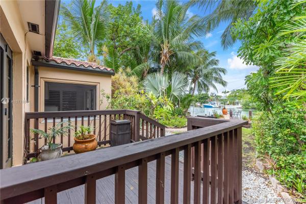 Oceanside Isle Of Normandy, 1461 Marseille Dr, Miami Beach, Florida 33141, image 2