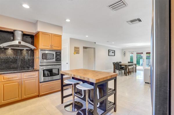 Miller Heights, 4921 SW 87th Pl, Olympia Heights, Florida 33165, image 3