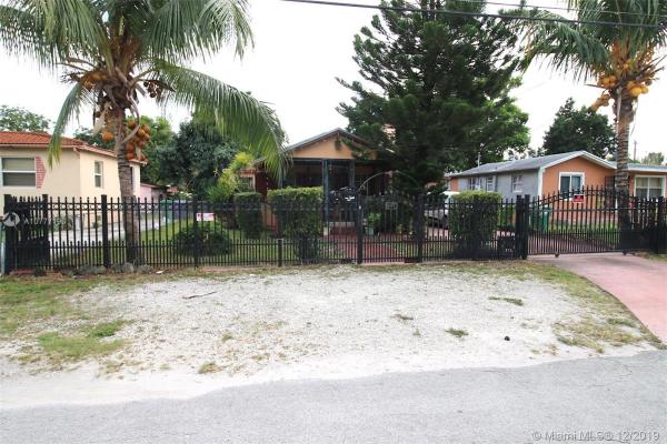 570 NW 97th St, Unincorporated Dade County, Florida 33150, image 2