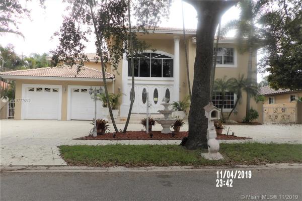 Royal Oaks, 8450 NW 169th Ter, Miami Lakes, Florida 33016, image 2