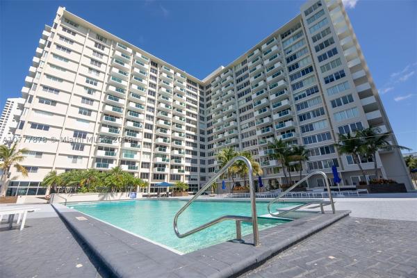 Mirador North 1200, 1200 West Ave #305, Miami Beach, Florida 33139, image 2