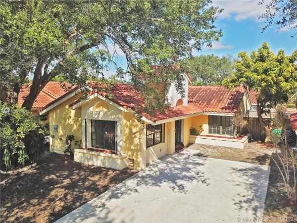 Los Robles, 11397 SW 74th Ter, Kendall, Florida 33173, image 2