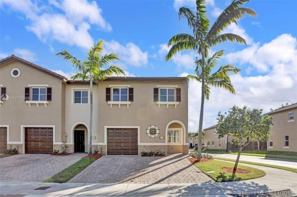 The Palms At Isles Of Bayshore, 8892 SW 221st Ter, Cutler Bay, Florida 33190, image 2