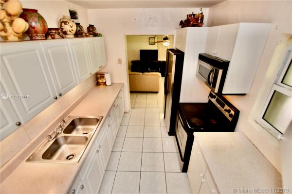 Sunny Acres, 1024 NE 144th St, North Miami, Florida 33161, image 2