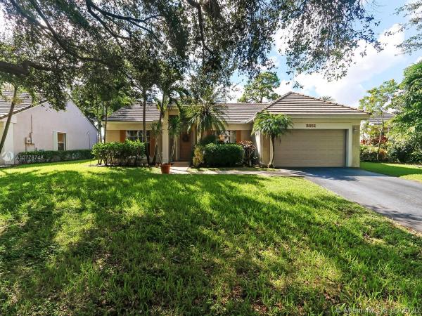 Sabal Lakes, 3852 Satin Leaf Ct, Delray Beach, Florida 33445, image 2