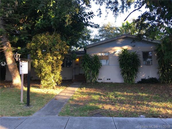 Coral Way Village, 8321 SW 32nd Ter, Westchester, Florida 33155, image 2