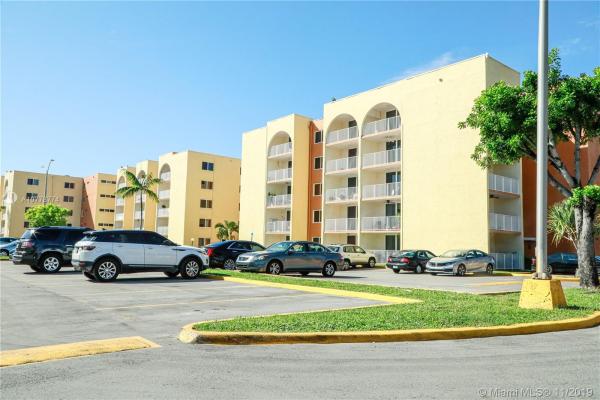 Coral Gate West, 6970 NW 186th St #3-204, Country Club, Florida 33015, image 2
