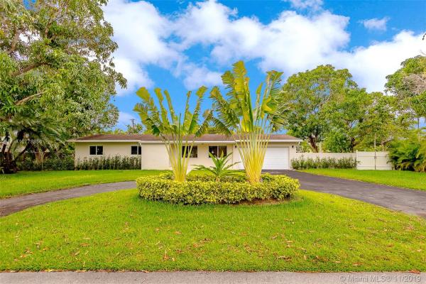 Mayfield Manor, 7200 SW 84th Ct, Glenvar Heights, Florida 33143, image 2