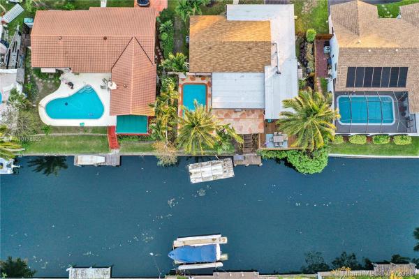 Plantation Isles, 5781 SW 16th St, Plantation, Florida 33317, image 2