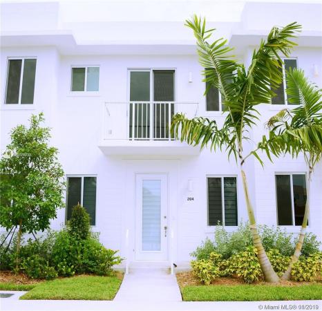 Weitzer Aventura Place, 2621 NE 212th Ter #204, Ojus, Florida 33180, image 2