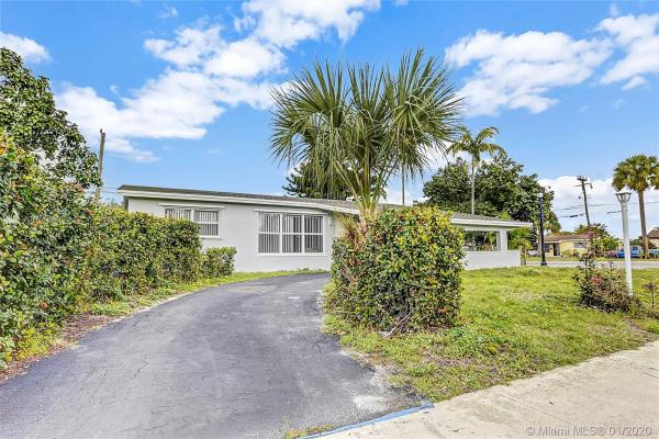 Sunrise Golf Village, 6101 NW 15th St, Sunrise, Florida 33313, image 2