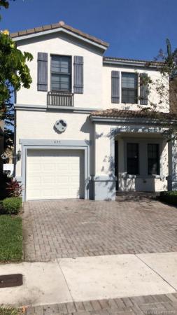 Champion Lakes, 635 NE 193rd St, Ives Estates, Florida 33179, image 2