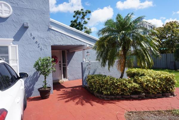 Lime Grove Gardens, 19421 SW 118th Ct, South Miami Heights, Florida 33177, image 2