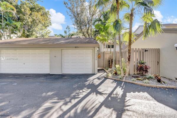 Sabal Chase, 10536 SW 112th Ave, Kendall, Florida 33176, image 2