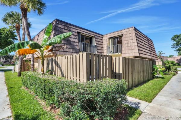 Sandalwood Estates, 705 7th Ct, Palm Beach Gardens, Florida 33410, image 2