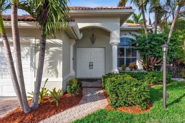 Shoma Homes, 16333 SW 95th St, The Hammocks, Florida 33196, image 2