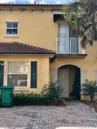 Century Gardens Village, 15278 SW 88th Ter, The Hammocks, Florida 33196, image 2