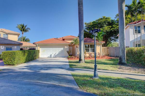 Poinciana At Sunset Lakes, 16231 SW 81st St, Kendall, Florida 33193, image 2