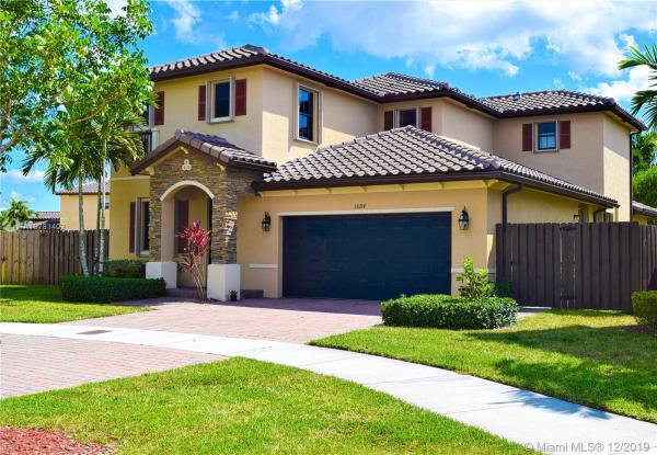 Gardens By The Hammocks, 15184 SW 115th Ter, The Hammocks, Florida 33196, image 2