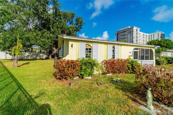 Golden Gate, 249 Washington Dr, Coral Gables, Florida 33133, image 2