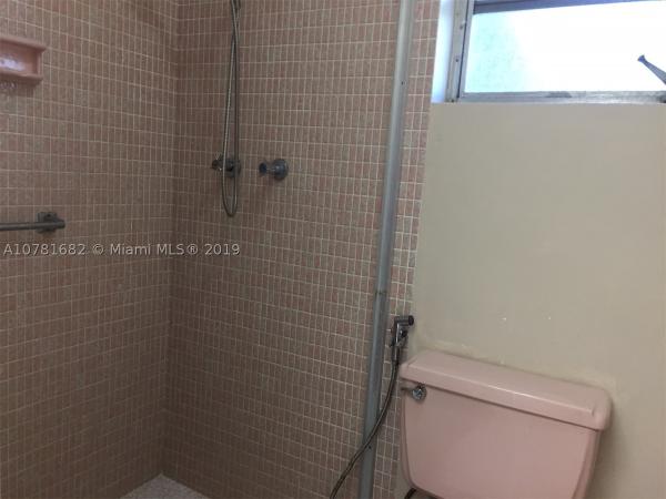 Fairfield Manors, 10831 SW 33rd St, University Park, Florida 33165, image 2