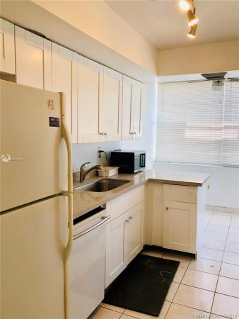 Del Prado South Towers, 18011 Biscayne Blvd #1604-1, Aventura, Florida 33160, image 2