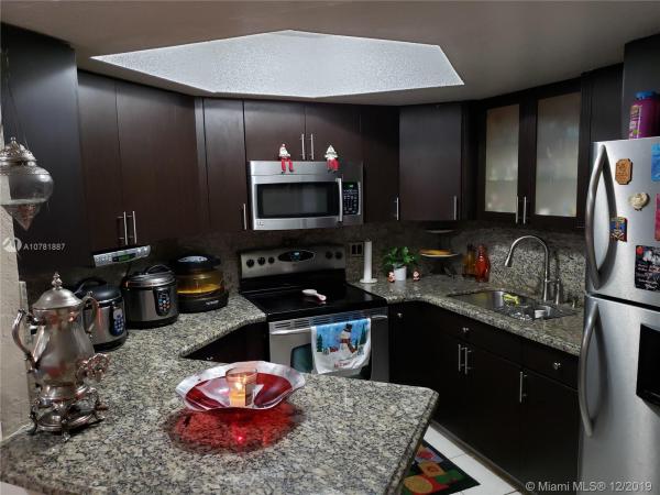 Las Vistas At Doral, 8235 Lake Dr #203, Doral, Florida 33166, image 2