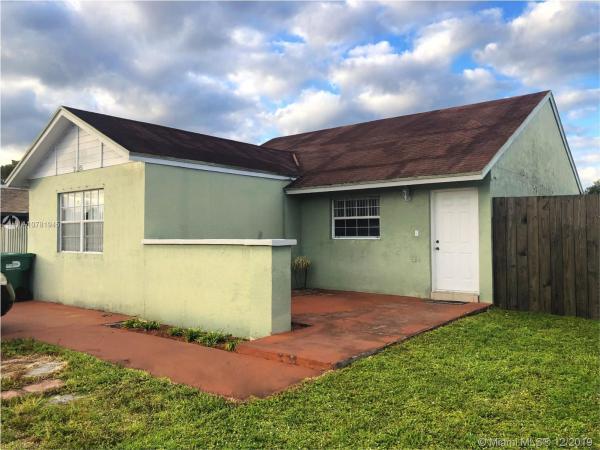 Leslie Patio Homes, 3525 NW 204th Ter, Miami Gardens, Florida 33056, image 2