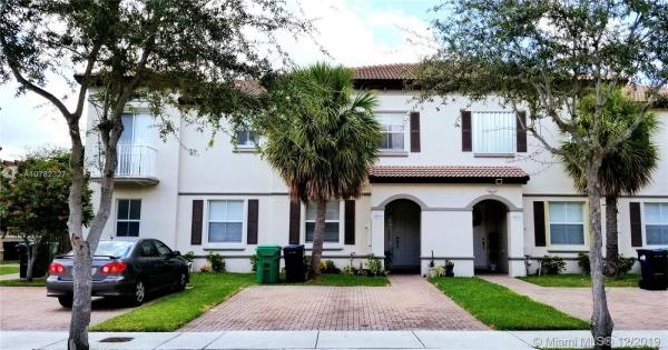 Century Gardens Village, 8864 SW 153rd Ct, The Hammocks, Florida 33196, image 2