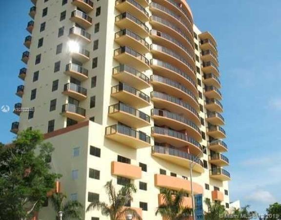 The Luxor Residences, Miami, Florida 33145, image 2