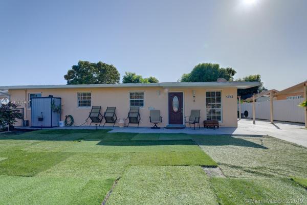 Miami Gardens Manor, 4792 NW 195th Ter, Miami Gardens, Florida 33055, image 2