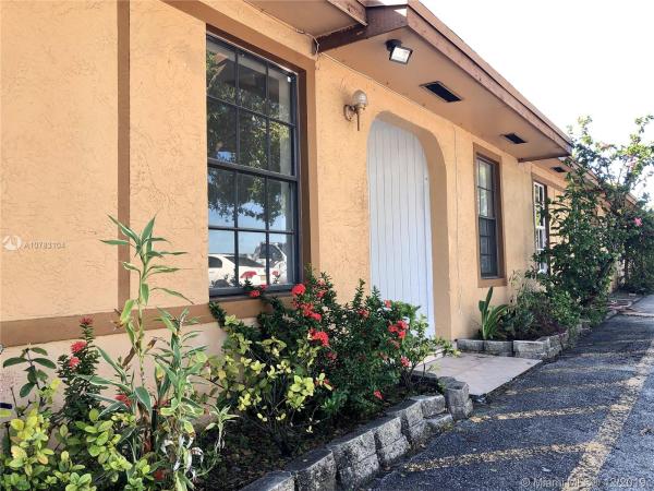Cedar Villas, 7914 Pembroke Rd, Miramar, Florida 33023, image 2