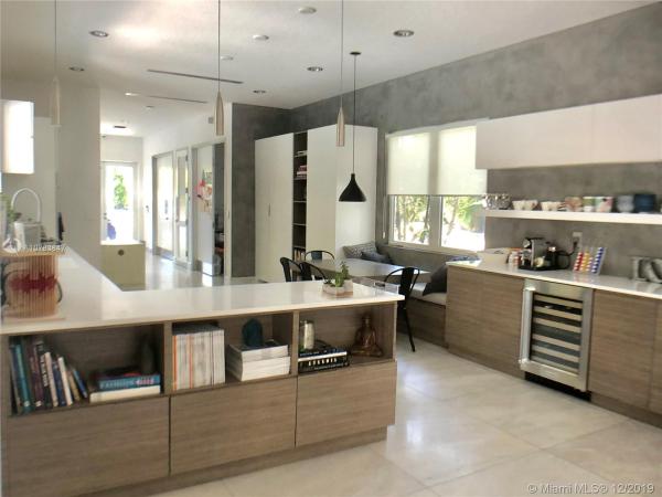 Helms Country Estates, 6260 SW 106th St, Pinecrest, Florida 33156, image 2