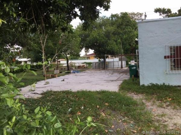 Opa-Locka Residential, 905 Sharar Ave, Opa-Locka, Florida 33054, image 2