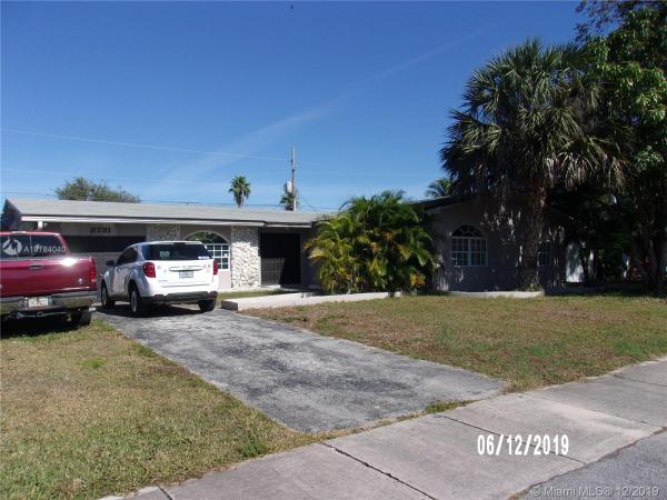 Cutler Ridge Pines, 8731 SW 200th Ter, Cutler Bay, Florida 33189, image 2