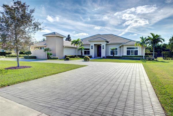Woodbridge Ranches, 14640 Jockey Cir S, Davie, Florida 33330, image 2