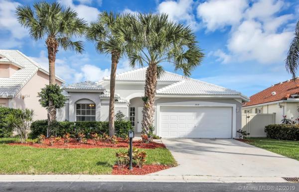 Fairway Cove Of Wellington, 2618 Fairway Cove Ct, Wellington, Florida 33414, image 2