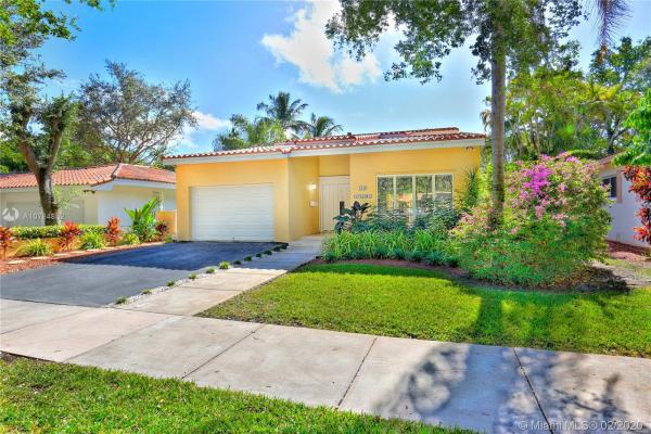 Coral Gables Country Club, 1510 Catalonia Ave, Coral Gables, Florida 33134, image 2