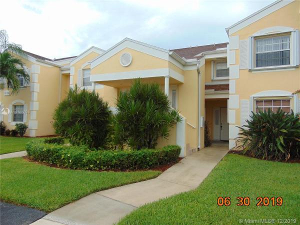 Centergate, 2284 SE 27th Dr #204-G, Homestead, Florida 33035, image 2